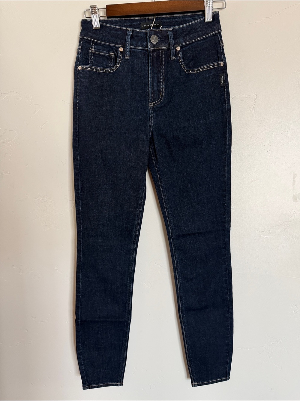 Silver Jeans Dark Indigo High-Rise Skinny Jeans 26x29 NWOT